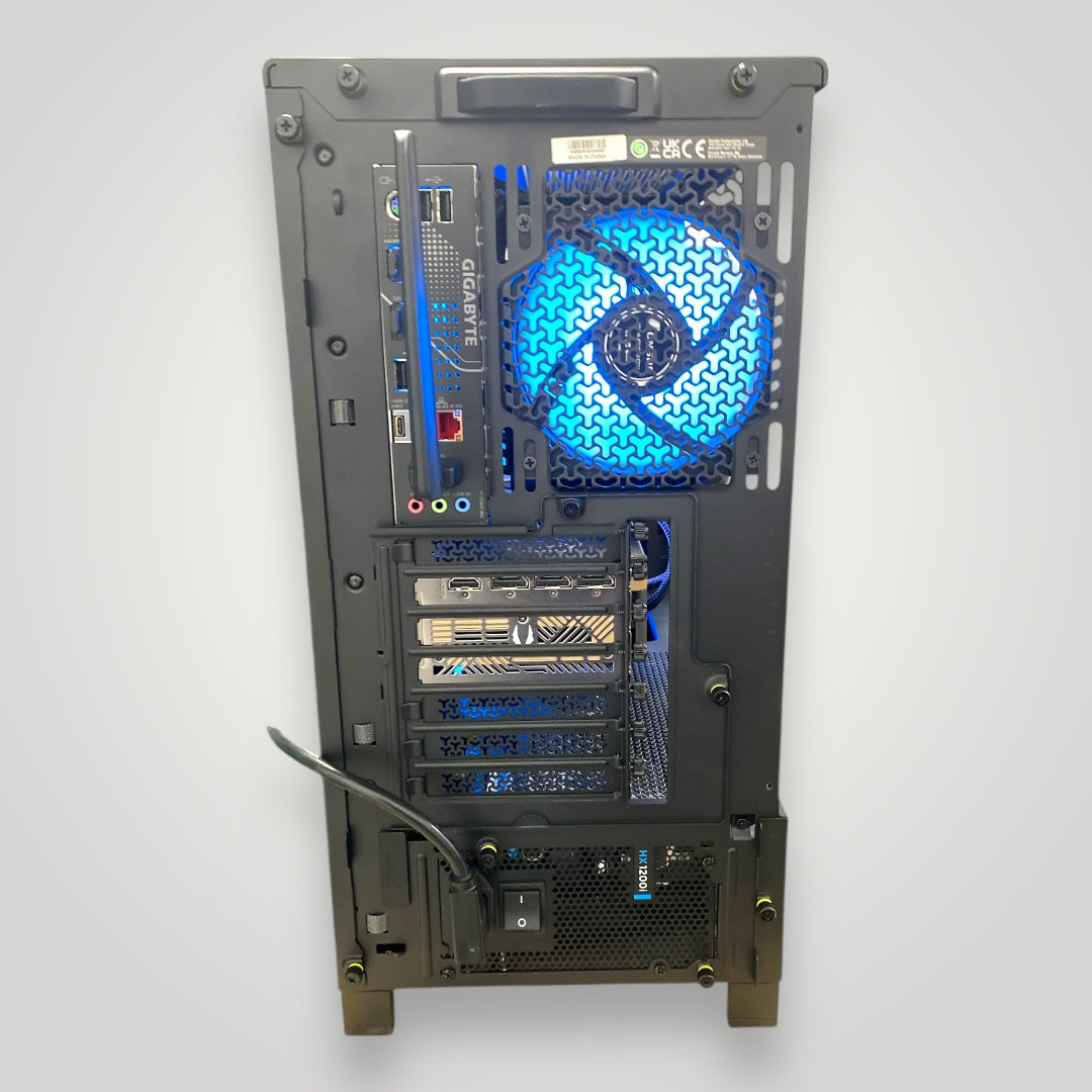 Tour Gaming Core Ultra 5 - RTX 5080