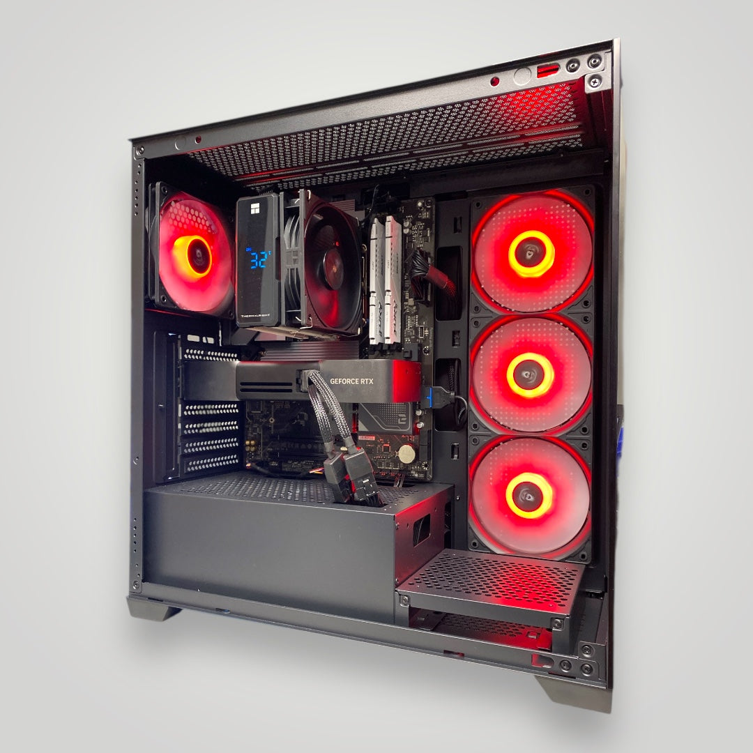 Tour Gaming Core Ultra 5, RTX 5070